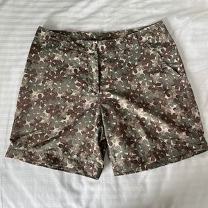 R & R Sport - Floral Kaki Short